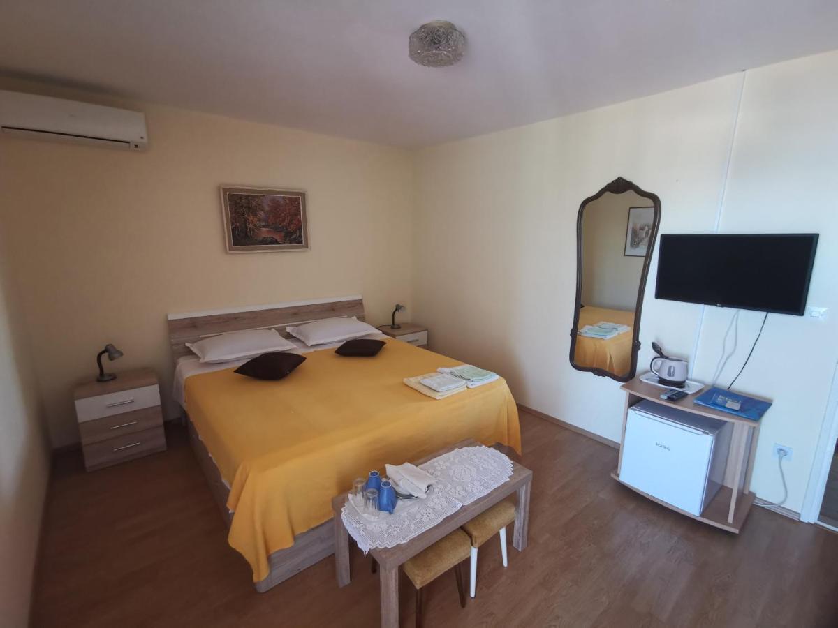 Guest House Jelsa Jelsa  Dış mekan fotoğraf